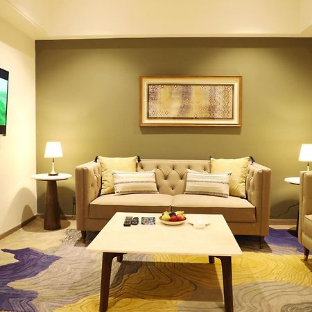 Vivanta Bengaluru Residency Road Extérieur photo