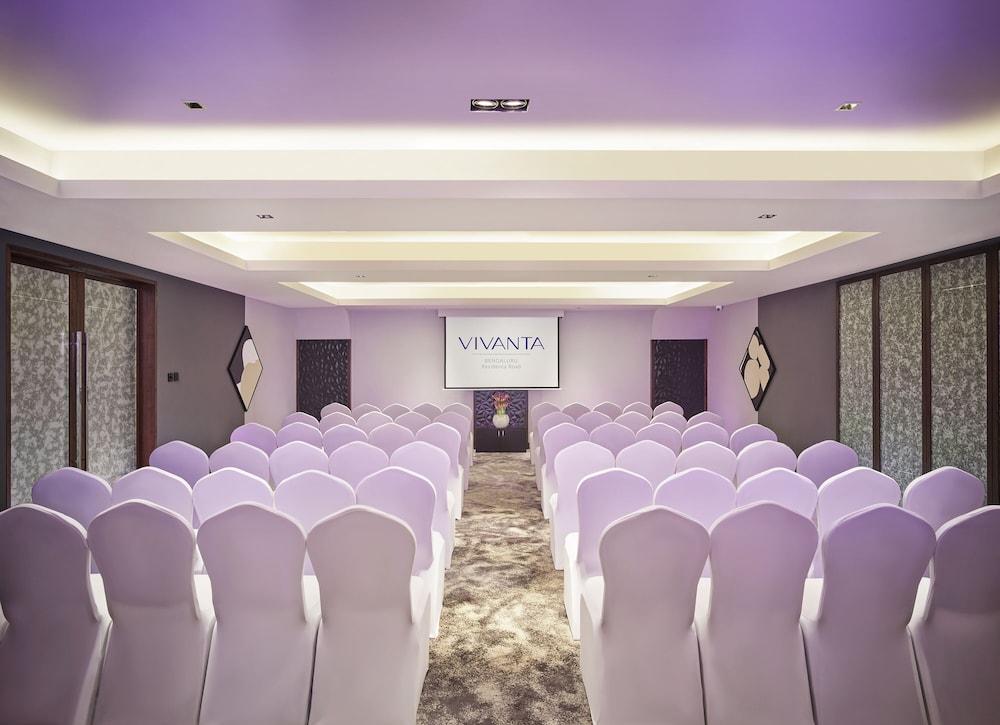 Vivanta Bengaluru Residency Road Extérieur photo