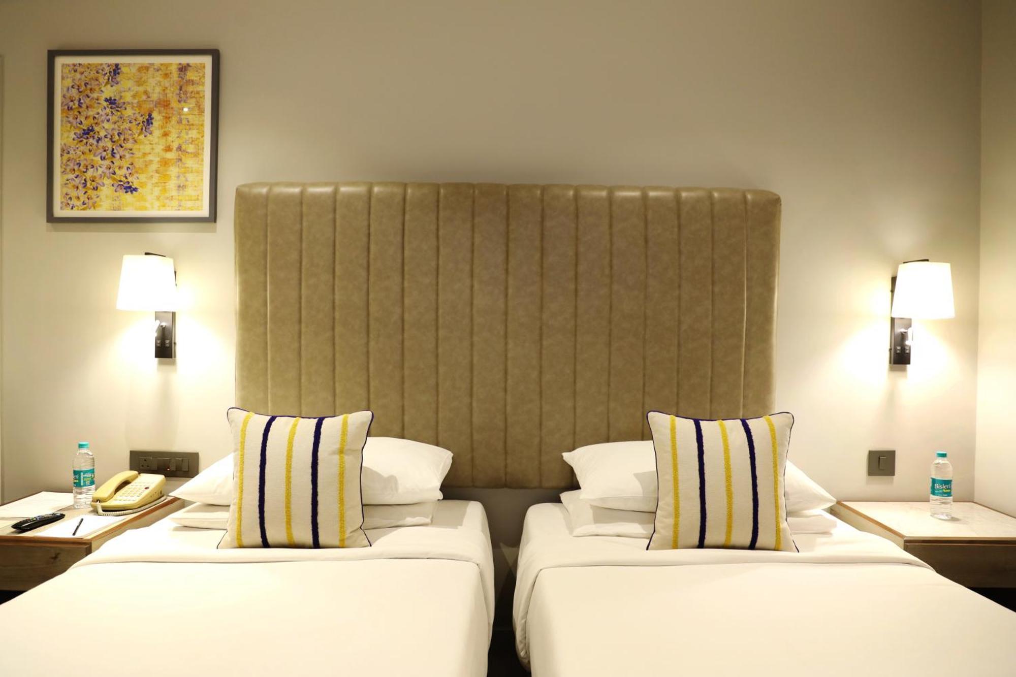 Vivanta Bengaluru Residency Road Extérieur photo